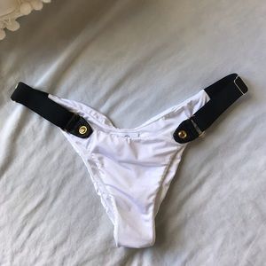 Beach Bunny White and Black Bikini Bottoms
